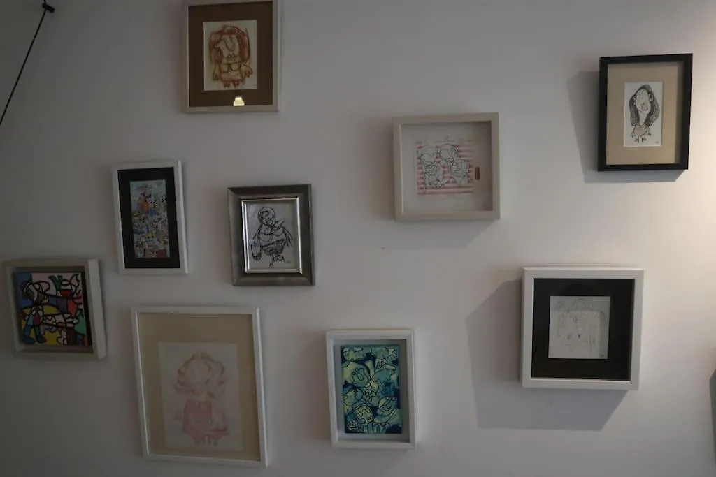 Apartment Un Logement Artistique, Chic Et Contemporain Tunis Tunisia