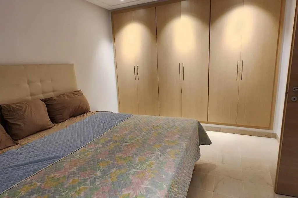 Apartment Un Logement Artistique, Chic Et Contemporain Tunis Tunisia